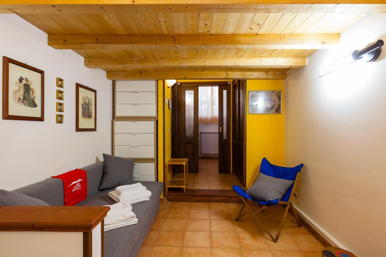 Appartamento Banchi Nuovi - Bh 92 Napoli Esterno foto
